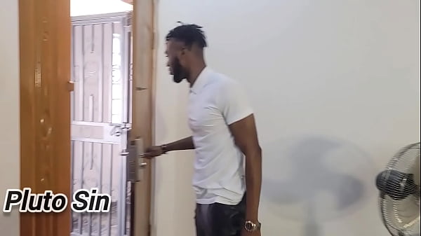 Sexy Dora in tight Jean miniskirt fuck on pizza delivery duties.