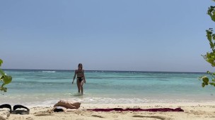 Returned to the hotel, jerked off and cum from fingers