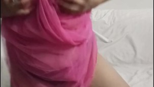 Hot sexy mujra hot boobs